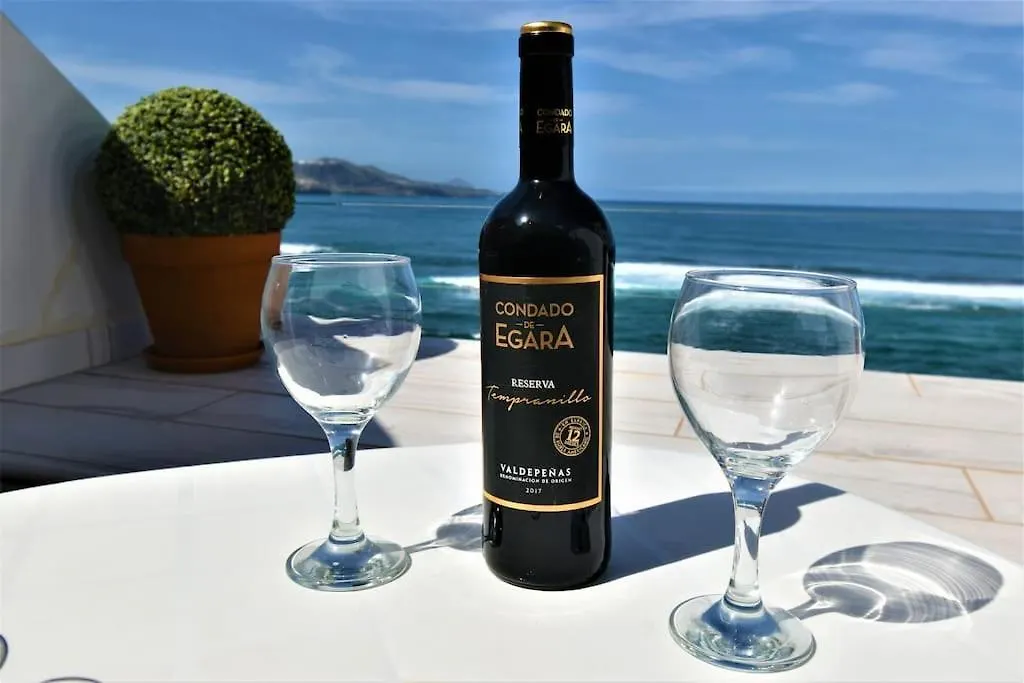 Apartment Suite Blue Sky - Primera Linea Las Canteras Las Palmas de Gran Canaria Spain